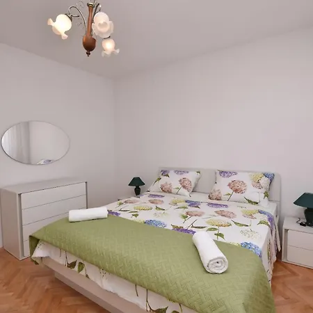 Kure * Primošten