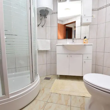 Kure Apartment